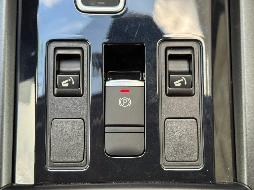 2026 Nissan Terra SV AT