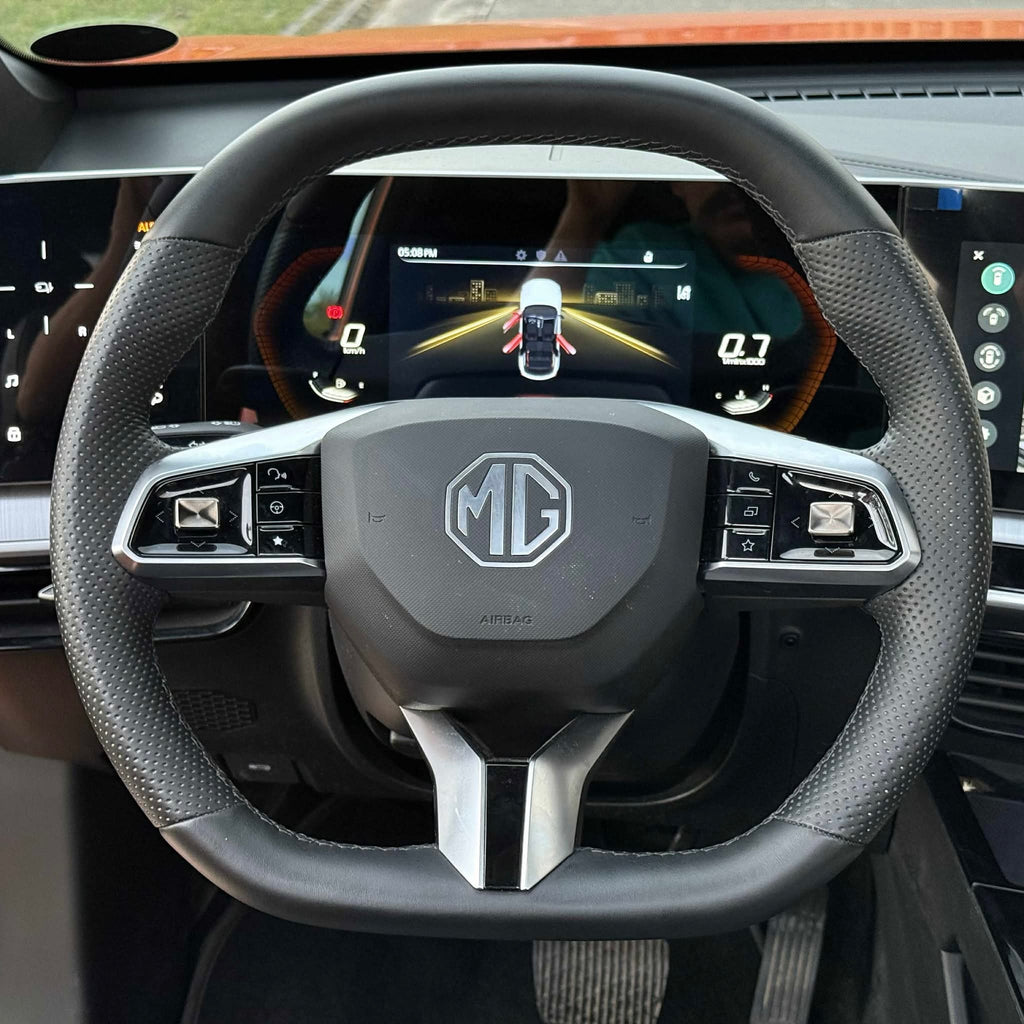 2024 MG One Lux 1.5L CVT