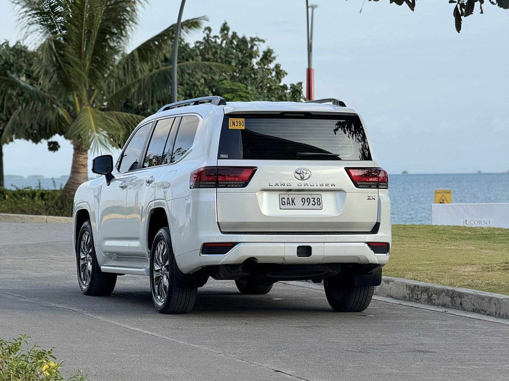 2023 Toyota Land Cruiser ZX