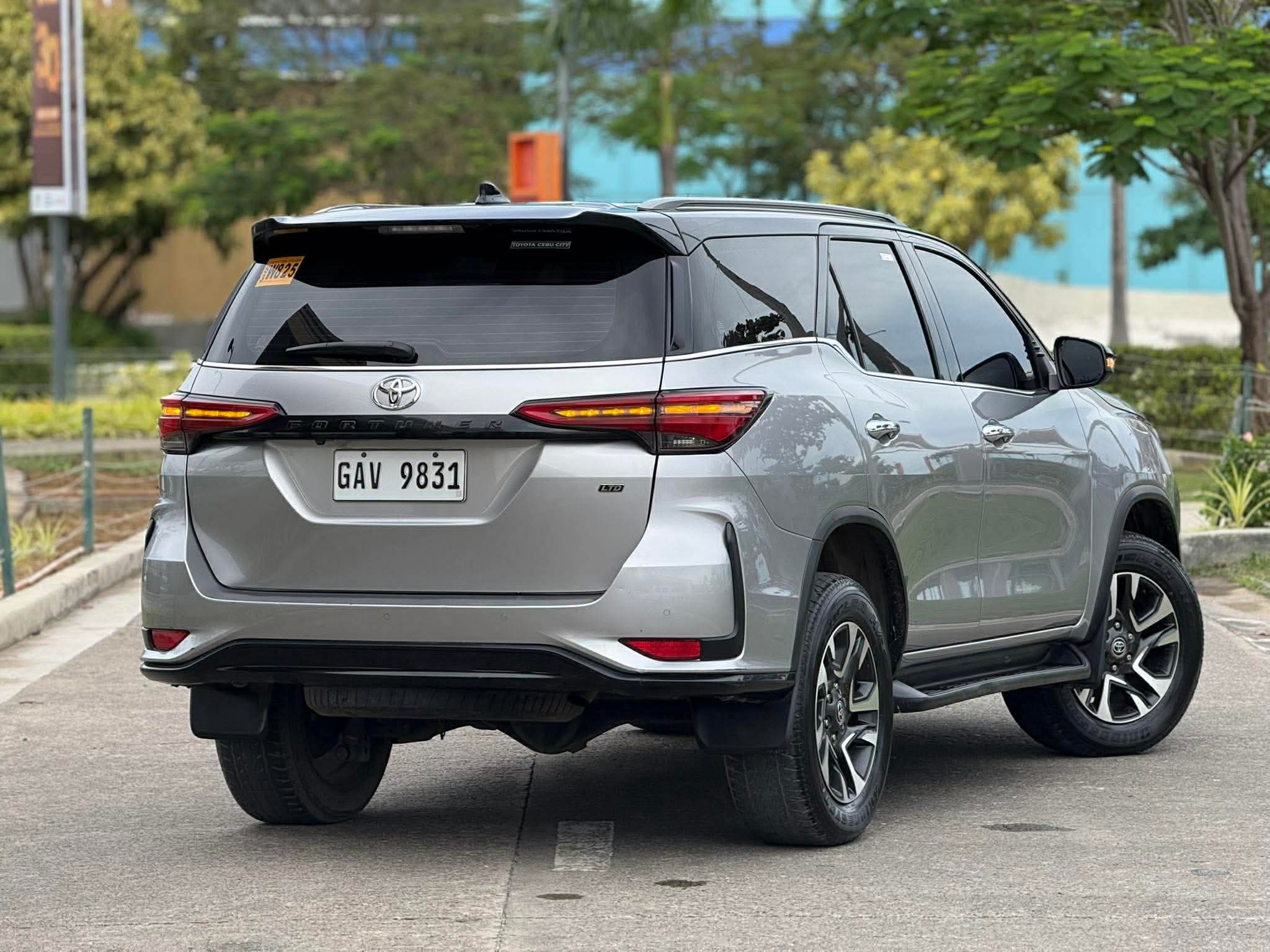 2022 Toyota Fortuner LTD AT