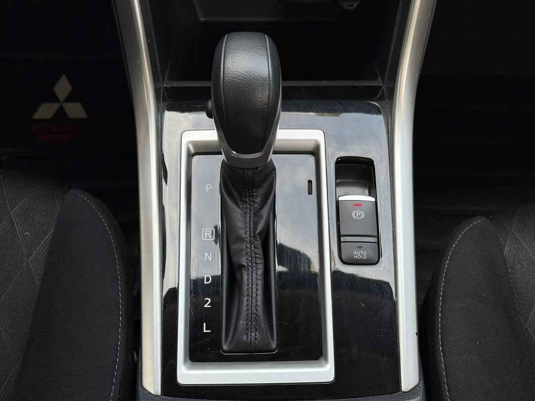 2025 Mitsubishi Xpander GLS AT