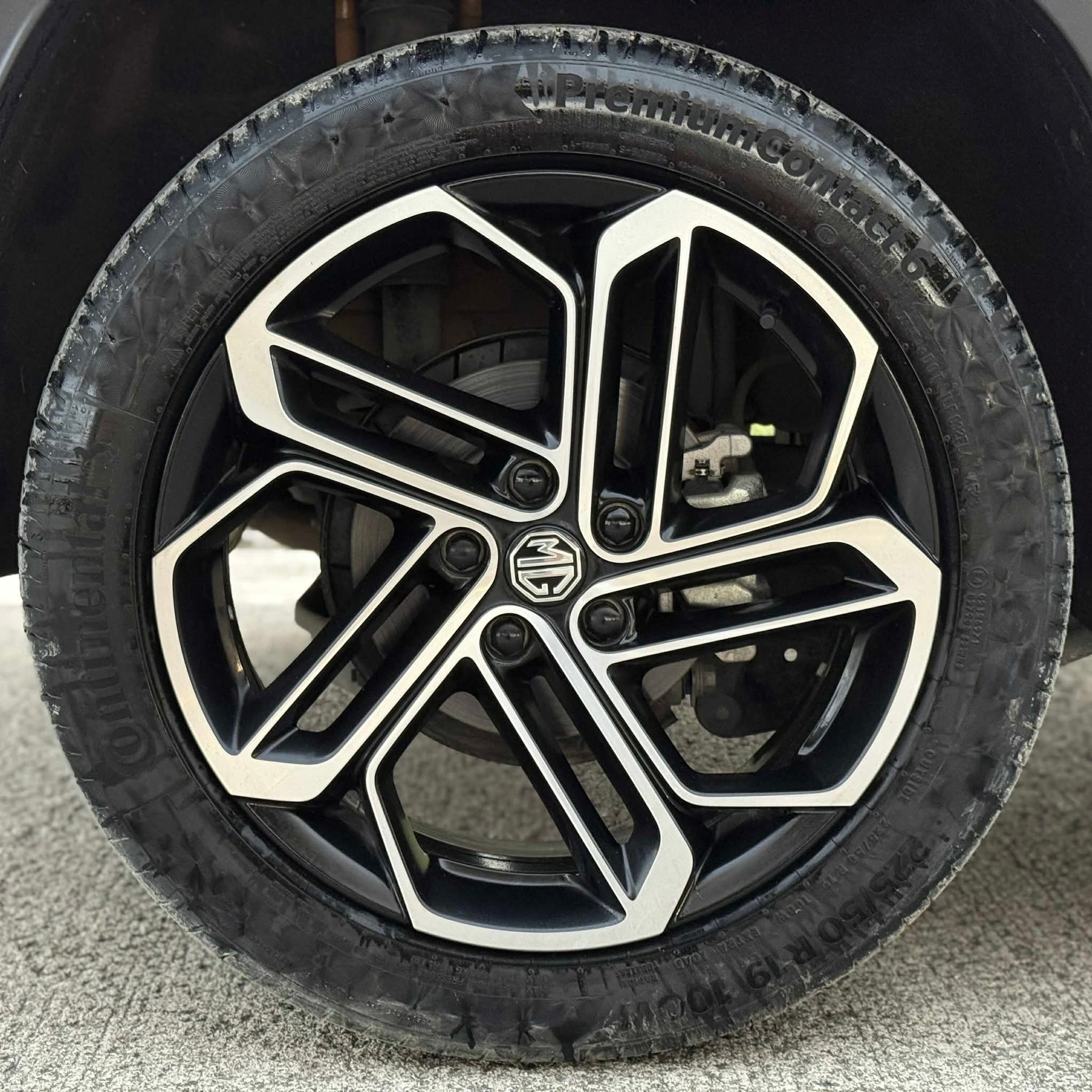 2024 MG One Lux 1.5L CVT