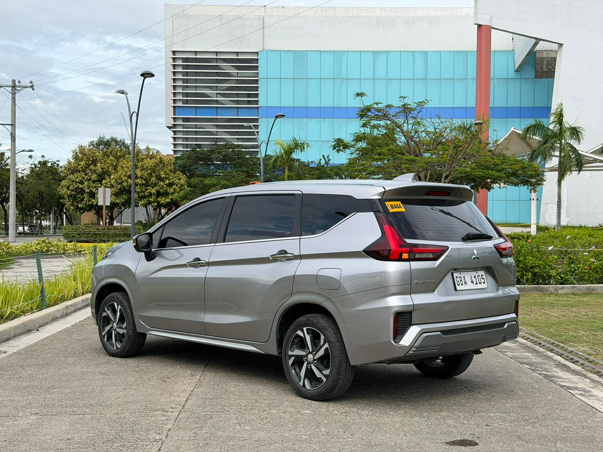2023 Mitsubishi Xpander GLS AT