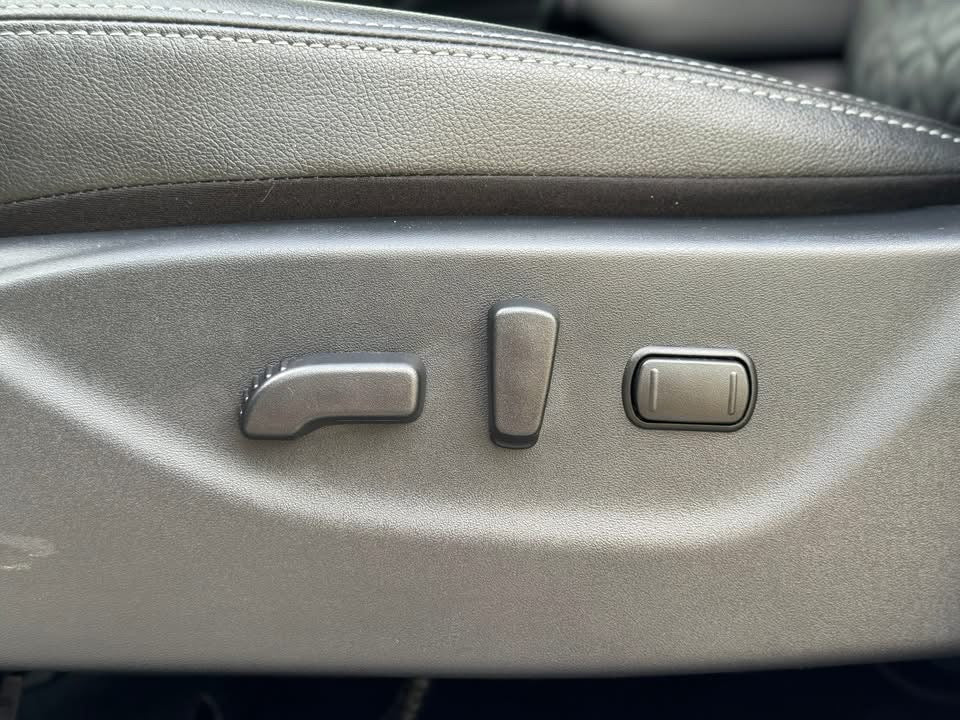 2026 Nissan Terra SV AT