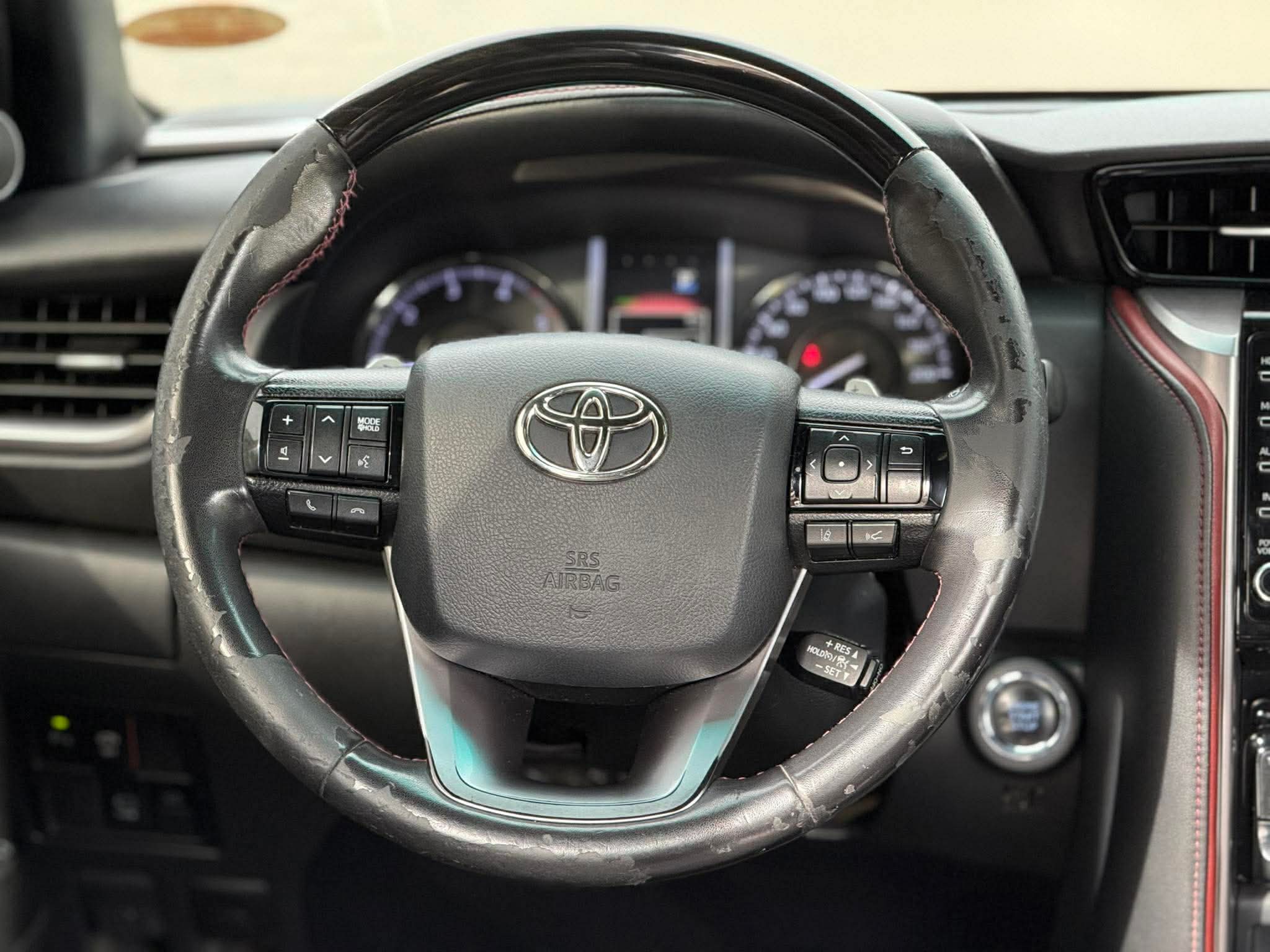 2022 Toyota Fortuner LTD AT