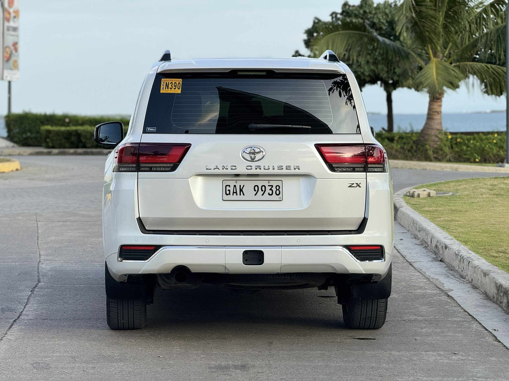 2023 Toyota Land Cruiser ZX