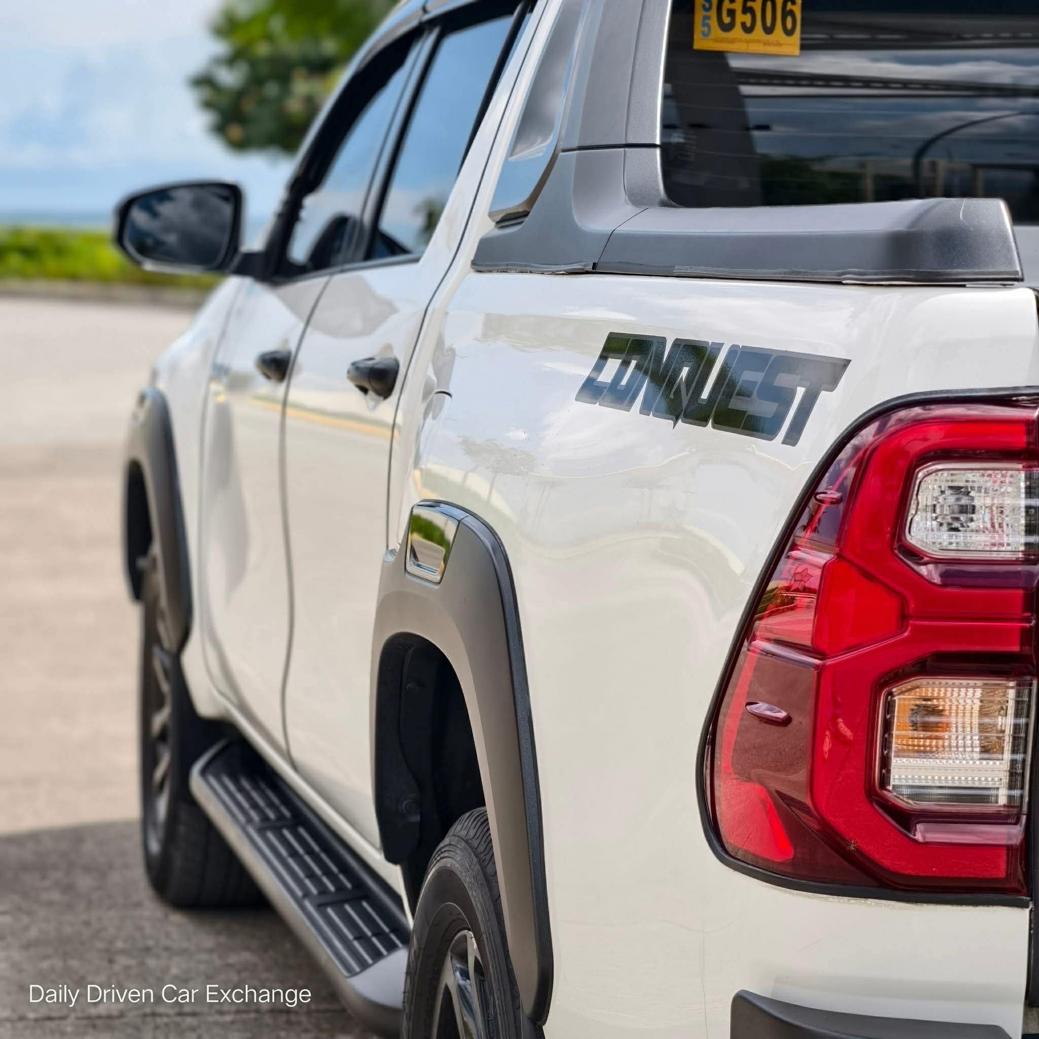 2022 Toyota Hilux Conquest V MT