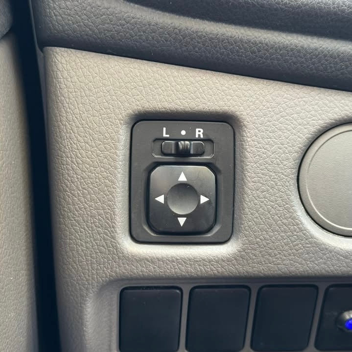 2016 Mitsubishi Strada GLX AT