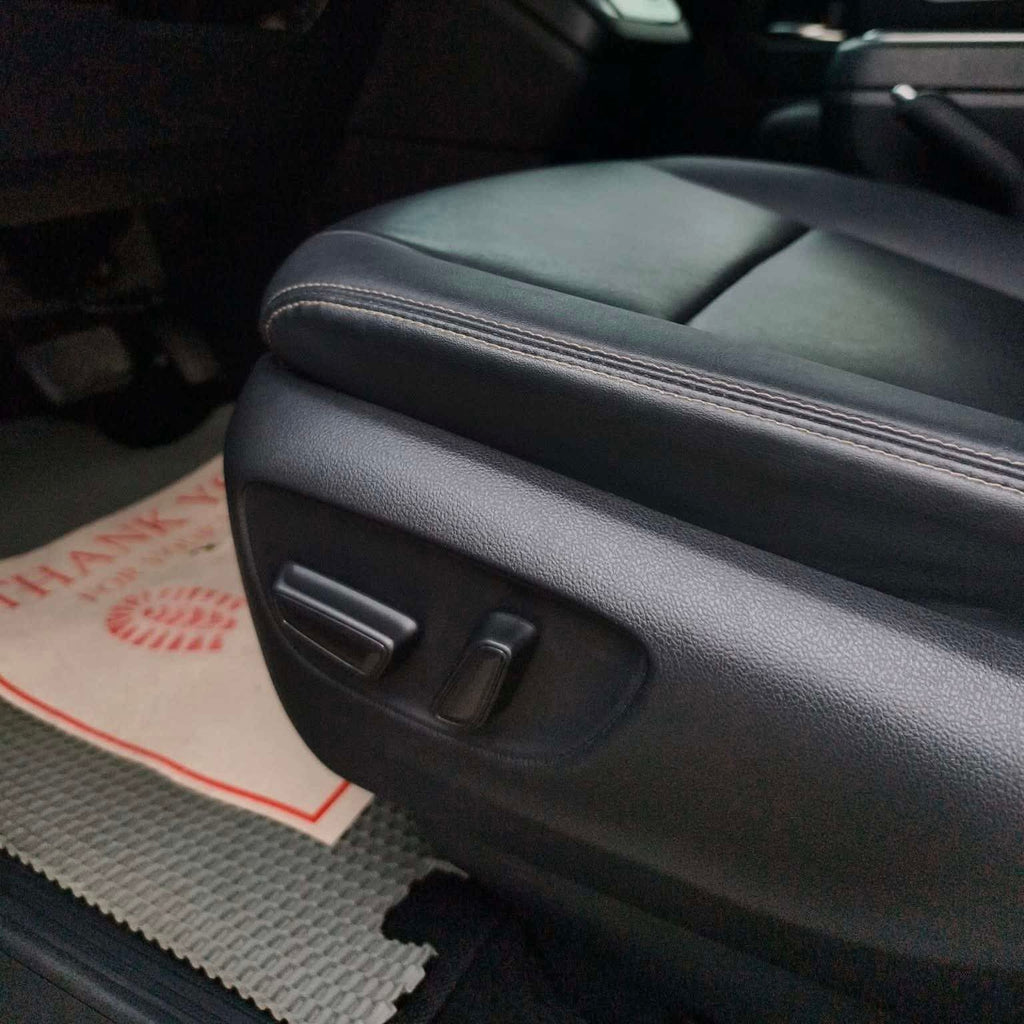 2021 Toyota Super Grandia Elite Edition AT