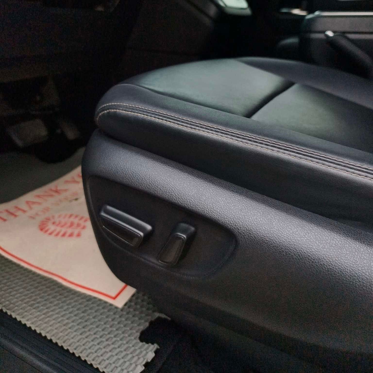 2021 Toyota Super Grandia Elite Edition AT