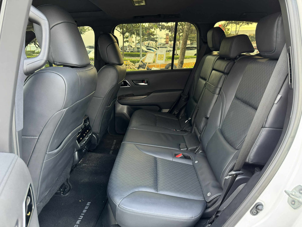 2023 Toyota Land Cruiser ZX