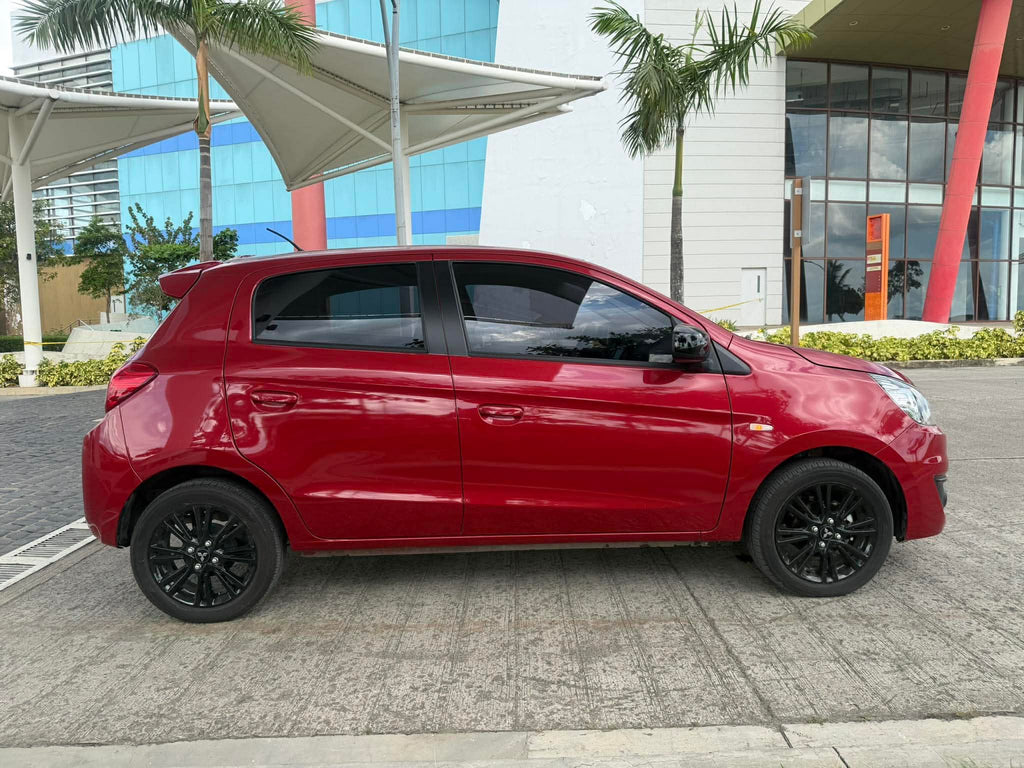 2024 Mitsubishi Mirage Hatchback GLX AT