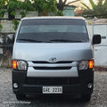 2018 Toyota Hiace Commuter 3.0L MT