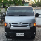 2018 Toyota Hiace Commuter 3.0L MT