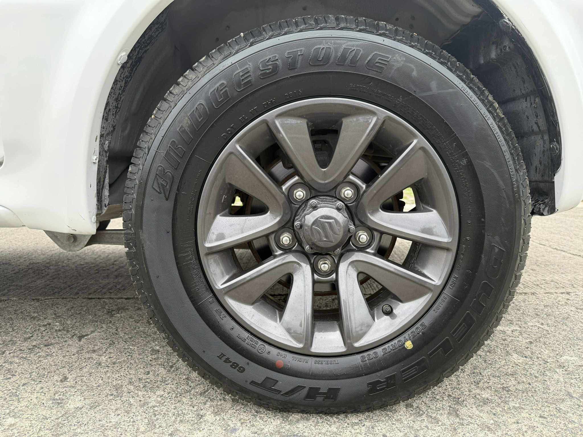 2017 Suzuki Jimny GLX AT