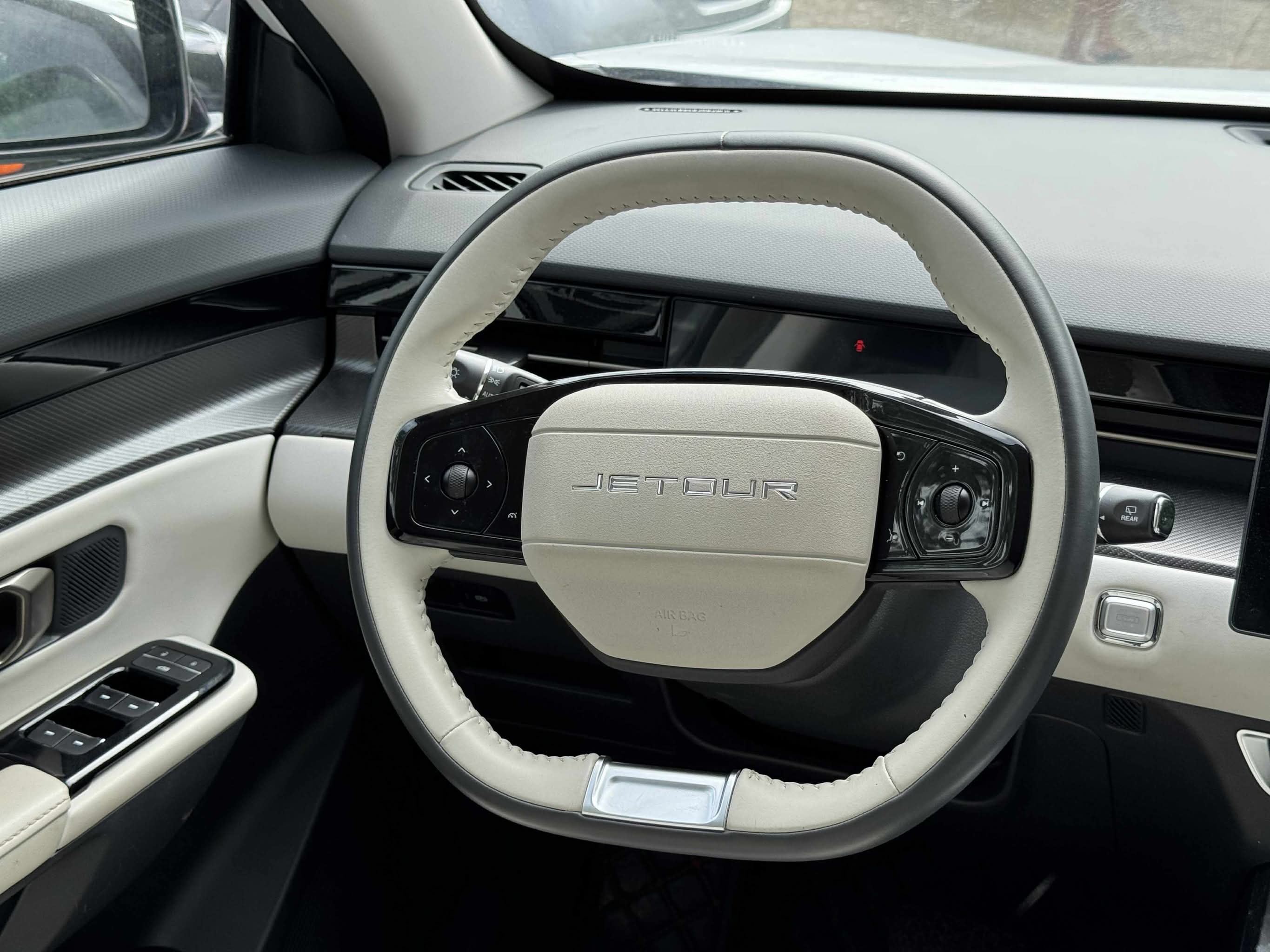 2024 Jetour Dashing Turbocharged AT