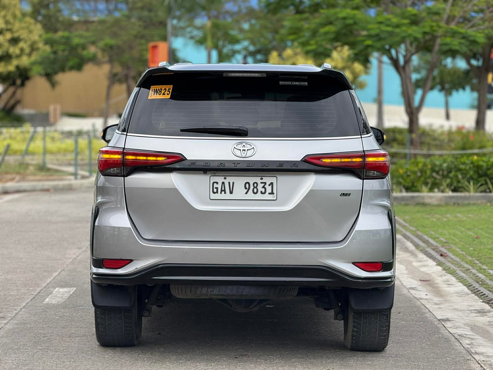 2022 Toyota Fortuner LTD AT