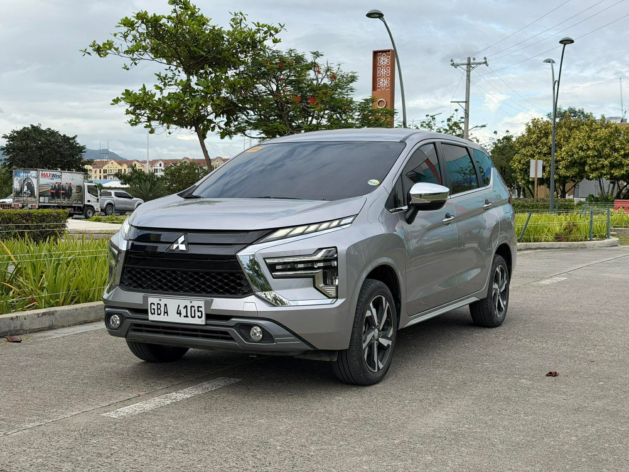 2023 Mitsubishi Xpander GLS AT