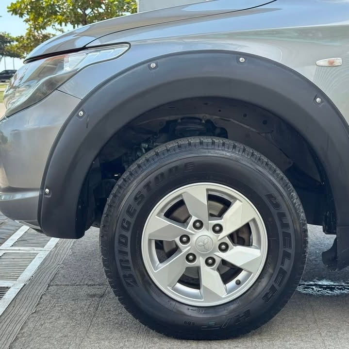 2016 Mitsubishi Strada GLX AT